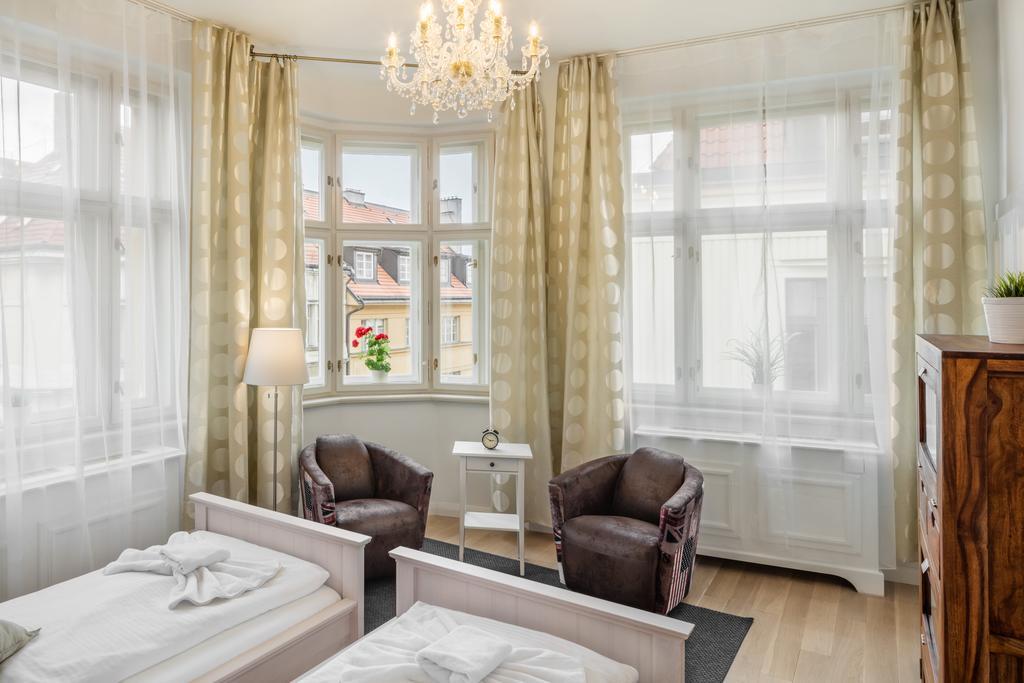Templova Old Town Apartment Prag Exteriör bild